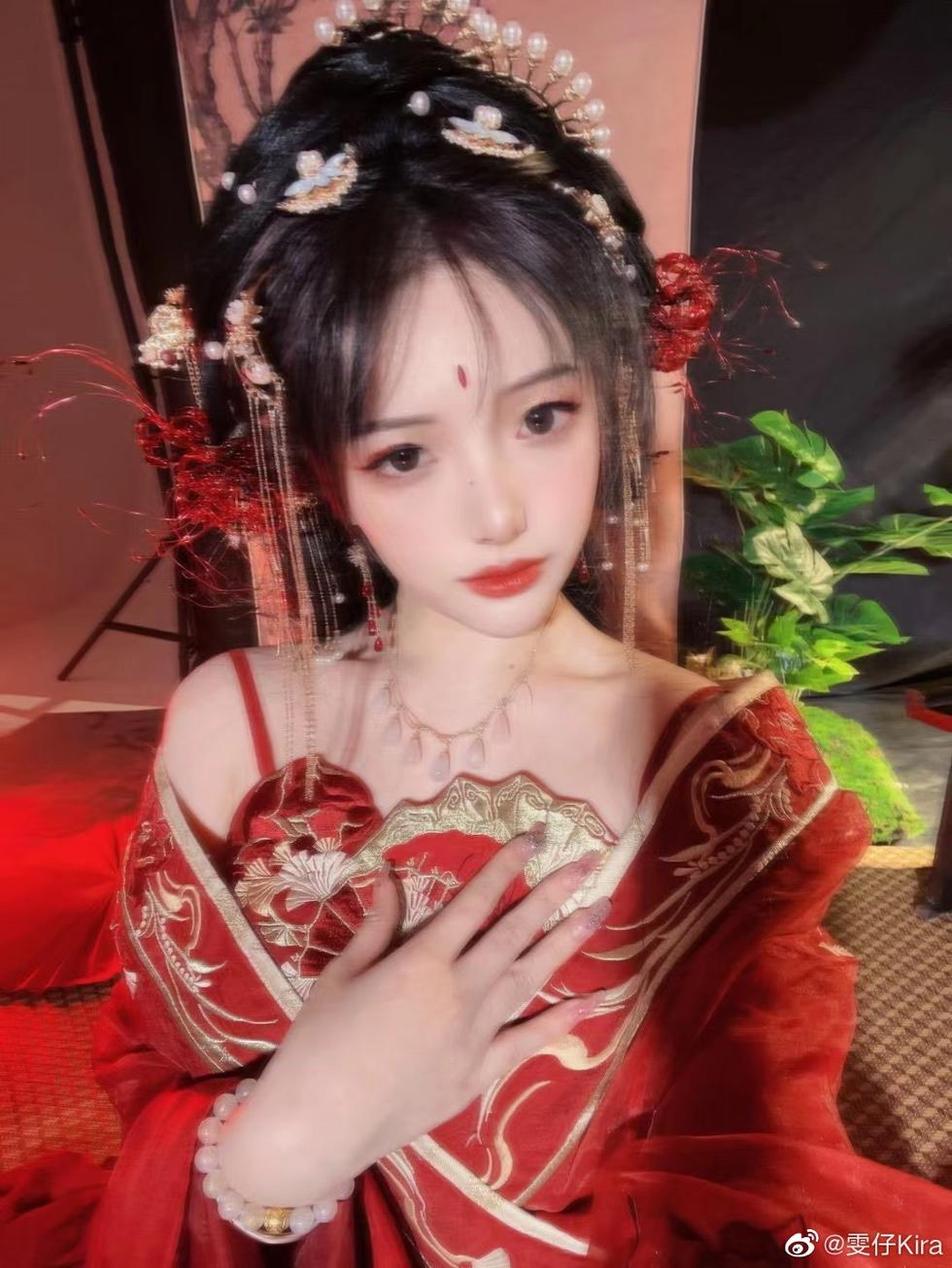 雯妹不讲道理万圣节，一起来分享这些“原图照片”带来的欢乐吧